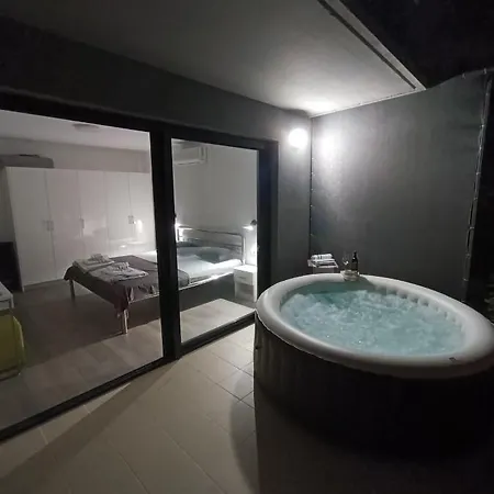 Apartment Nicol *